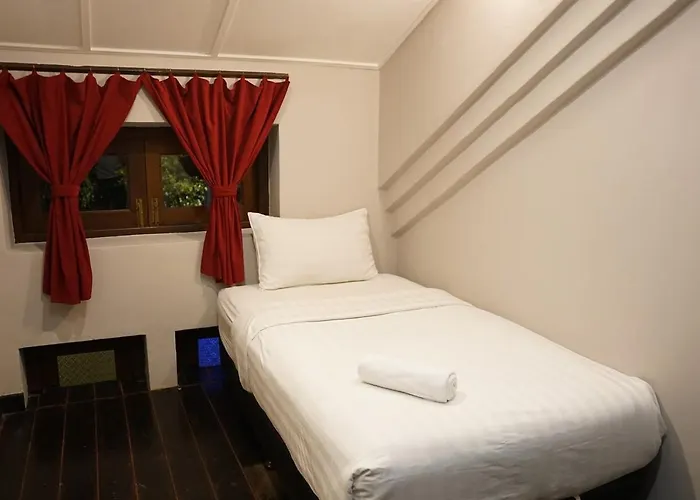 Arba Homestay Service Behind Times Square
