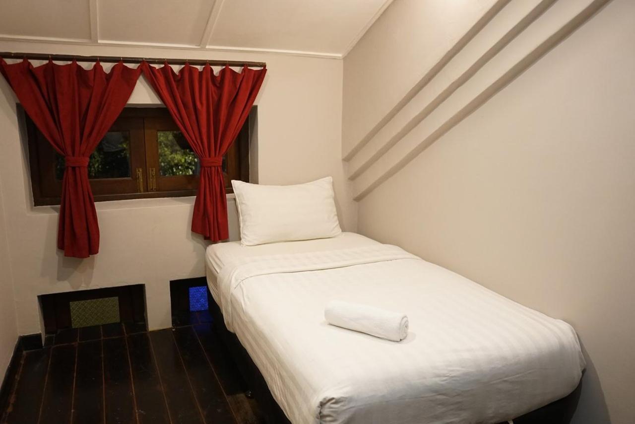 Arba Homestay Service Behind Times Square Rumah tetamu